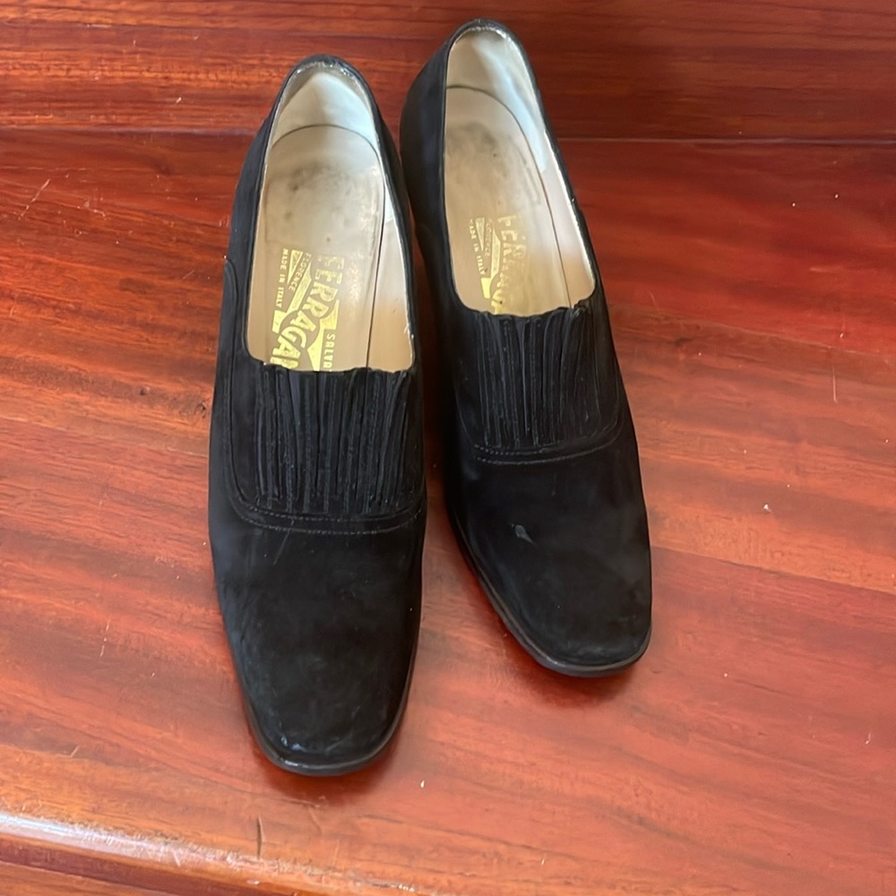 Salvatore Ferragamo black suede shoes size 7 1/2